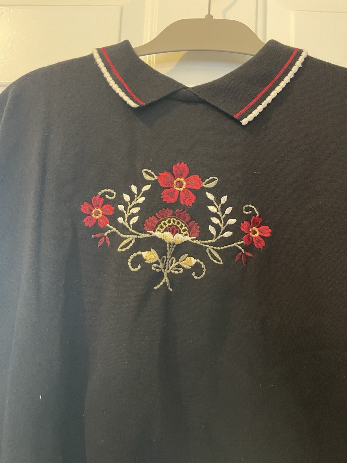 Classics Elements Collections Black & red embroid… - image 4