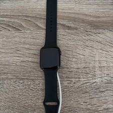Apple Watch Series 6 GPS 44mm Black Case, Black Silicone Band 32GB