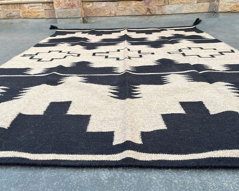 Alfombra de lana boho Southwestern Navajo Kilim tejida a mano alfombra azteca nativa americana Foto 4 de 4
