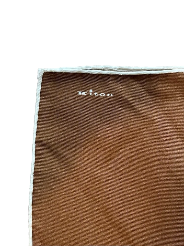 Pañuelo de bolsillo Kiton nuevo sin etiquetas - marrón con blanco 15x15 100 % seda Foto 2 de 4