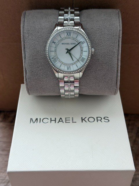 Michael Kors Women’s Darci Roman Numeral Stainless Steel Watch MK 3900