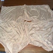 Vanity Fair 4 pr  Perfectly Yours Brief Panties Lace Nouveau Nylon Size 8 / XL