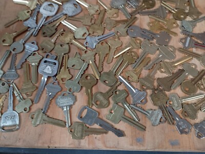 (2) Two POUND LB LOT USED OLD House Car KEYS NOS UNCUT Excellent Pre Owned Cond