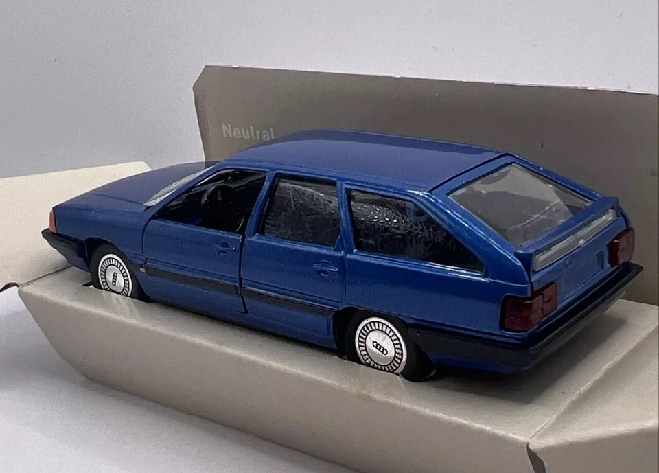Audi Avant 1/43 Schabak - Photo 2/3