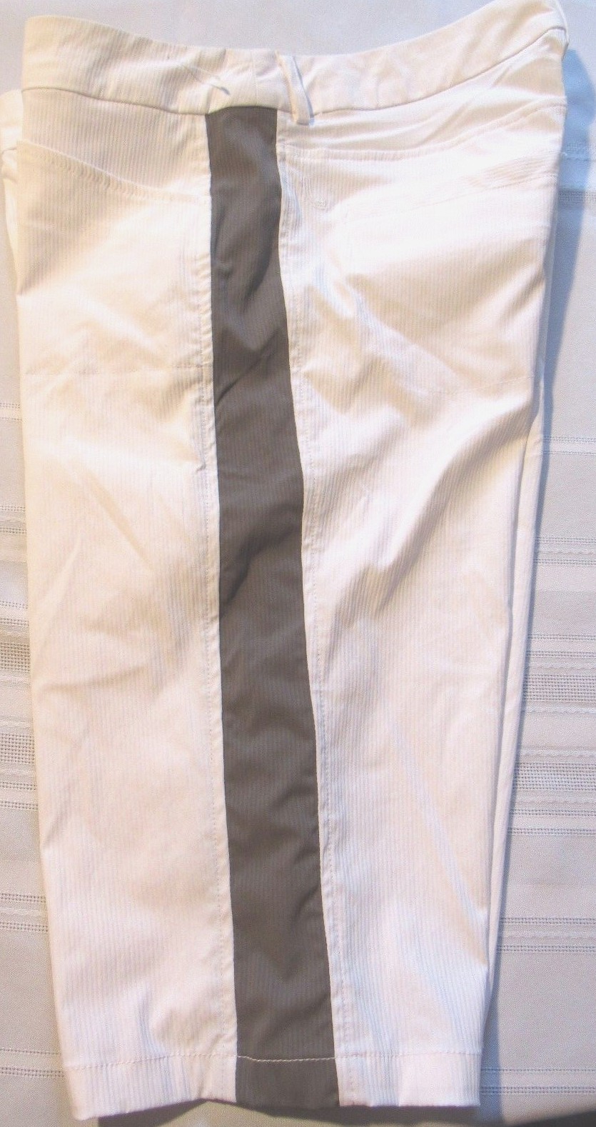 Picture 4 of 6