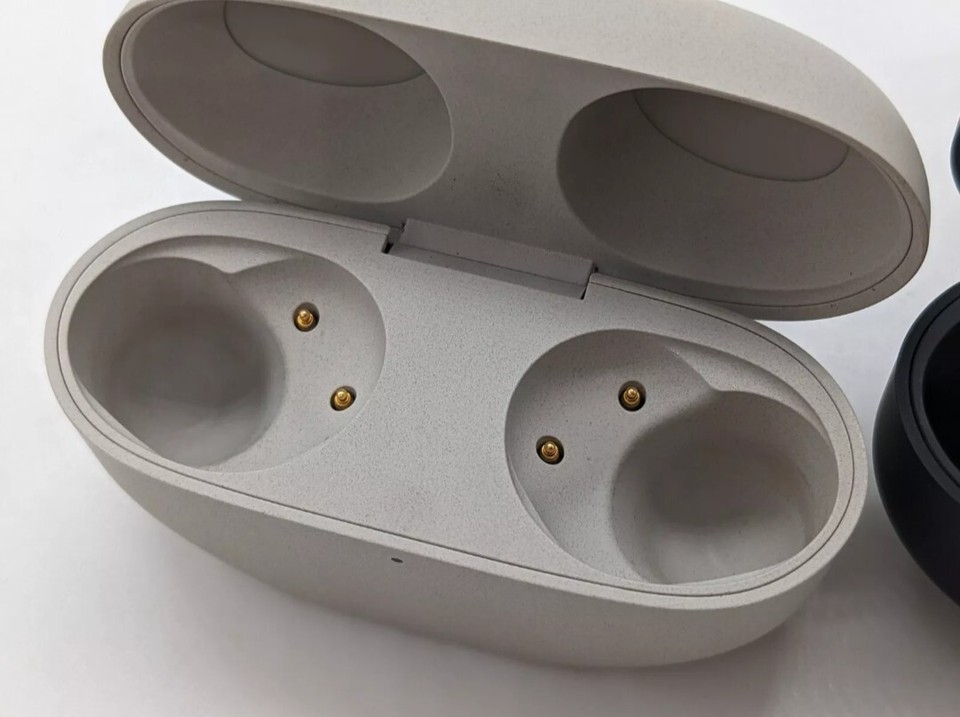 FAULTY charging case ONLY Sony WF1000XM5 earbuds wireless headphones