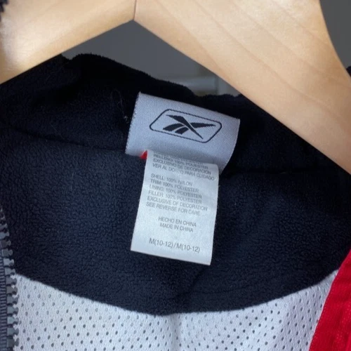 Chaqueta de Nieve de Invierno Reebok Niños Jóvenes M Roja Negra Nylon Edredón Forrado Cremallera Logo Foto 2 de 4