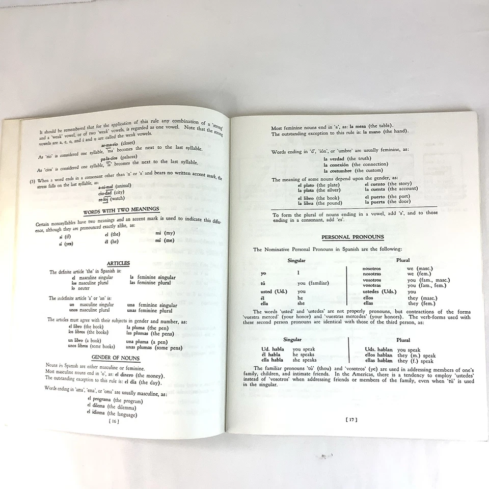 Conversation-Phone Spanish Instruction Manual 1983 Workbook For Audio Cassettes - Image 3 of 4