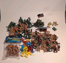 Army Men Mixed Toy Lot With Pirates