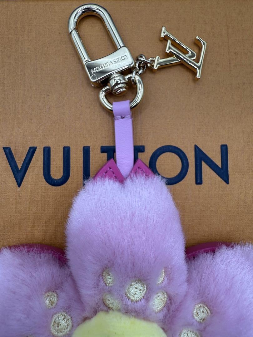 LOUIS VUITTON x Takashi Murakami Cherry Blossom Key Holder Pink