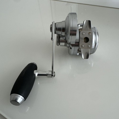 Studio Ocean Mark Blue Heaven Bh-L30Hi/R Fishing Reel Lightweight Durable High - Picture 6 of 10