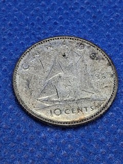 Canada 1968 Canadian Dimer ten cents SILVER A 41