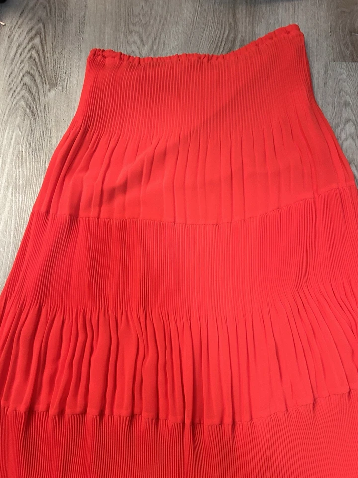 Falda JOSEPH RIBKOFF Roja Midi Acampanada Talla 12 Volantes Niveles De Colección Pascua Boho Foto 3 de 4