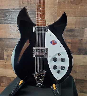 ギター Rickenbacker 330 Jetglo Rickenbacker 330 Thinline Semi-Hollow Electric Guitar