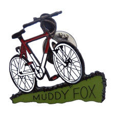 MUDDY FOX / MUDDYFOX BMX MOUNTAIN BIKES RARE 1980s CYCLING PIN BADGE