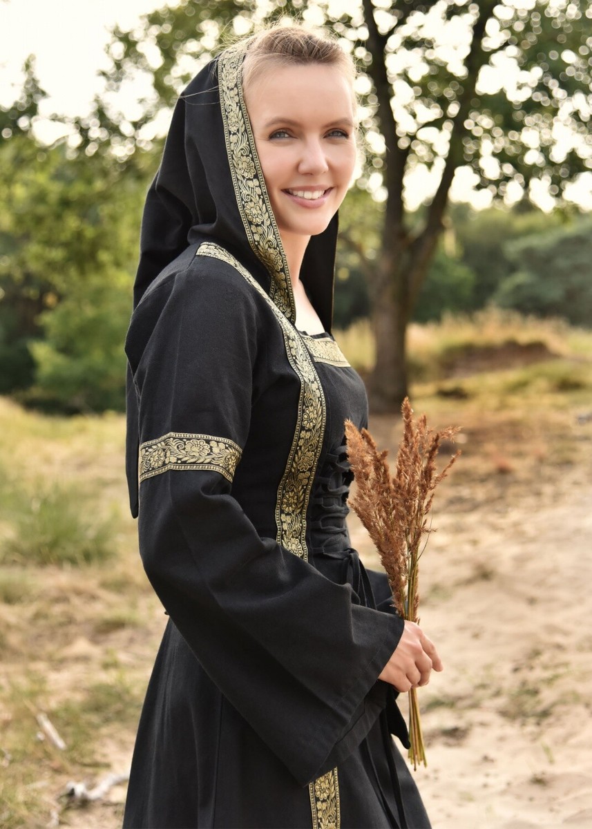 Battle-Merchant Medieval Dress Eleanor With Hood, Black Viking Dress LARP | eBay Battle-Merchant Medieval Dress Eleanor With Hood, Black Viking Dress LARP | eBay