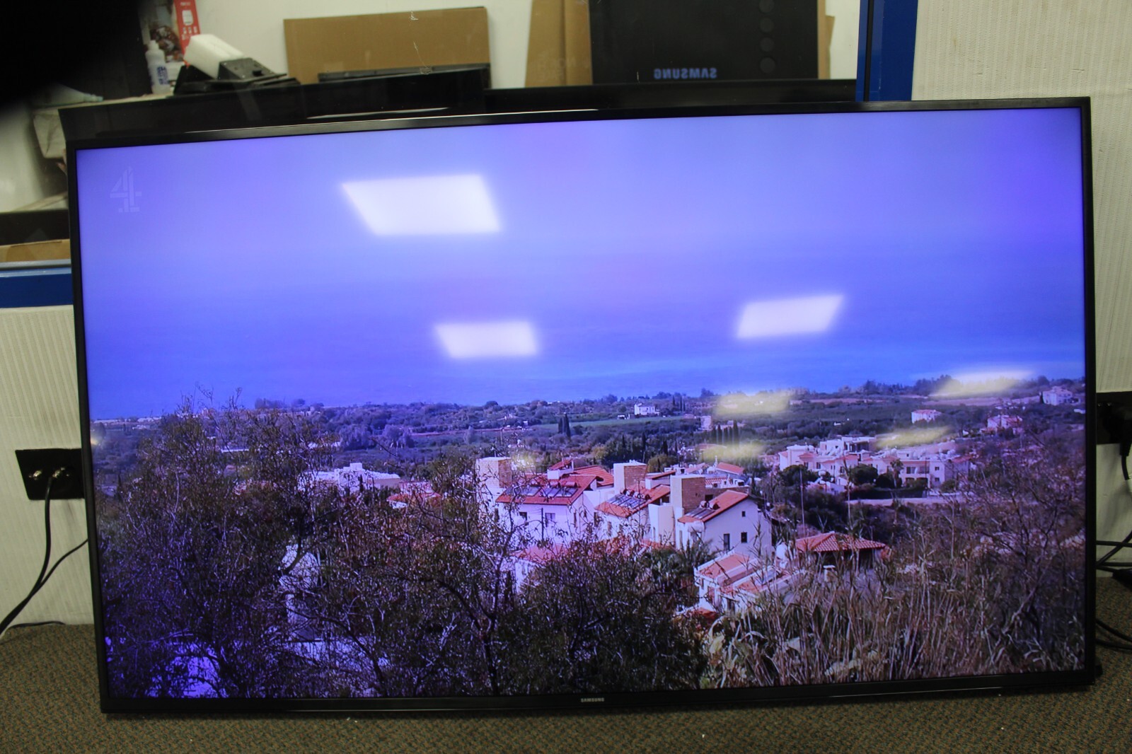 60 Samsung UE60JU6000 4k Ultra HD Freeview HD Smart LED TV eBay