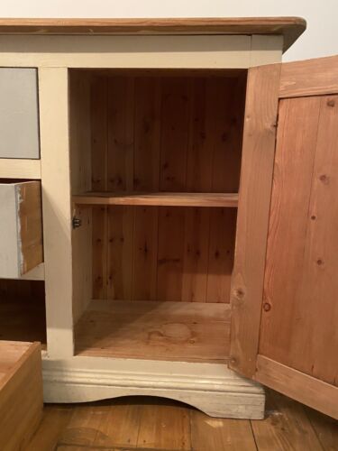 Pinewood dresser with open top shelving (Farmhouse Style) - Picture 5 of 6