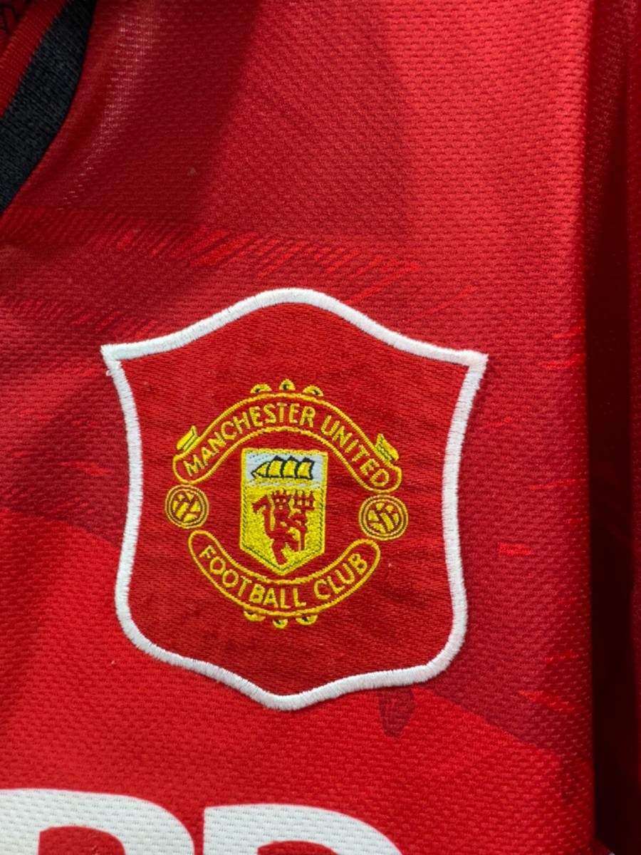 Manchester United 1994 - 1995 Home football shirt jersey Umbro