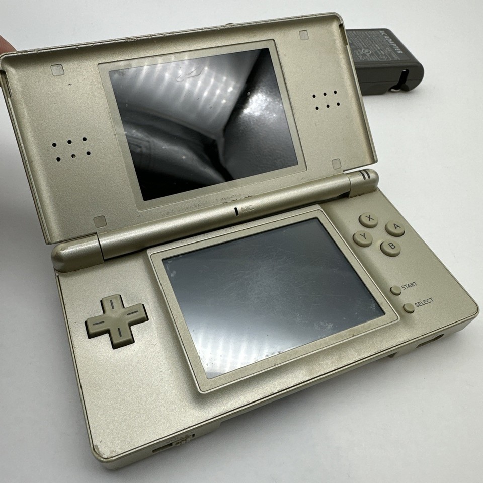 Nintendo DS Lite Zelda Triforce Edition Console Gold Broken Hinge ...