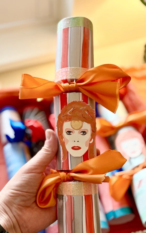 David Bowie Ziggy Stardust Christmas Cracker Set Handmade - Image 4 of 4