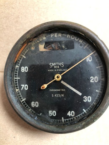 Vintage Rare Genuine smiths Velocette KSS speedometer Mp/h 90 - Picture 2 of 13