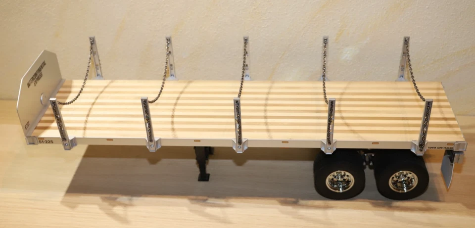 Tamiya LKW King Hauler LED, 1:14 Schwarz, RC Ferngesteuert  mit Anhänger - Bild 3 von 4