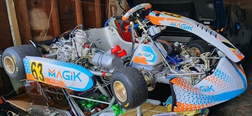 2026 Magik KZ Bolt Rok Shifter 32/30 Chassis with Misc Accessories and Extras