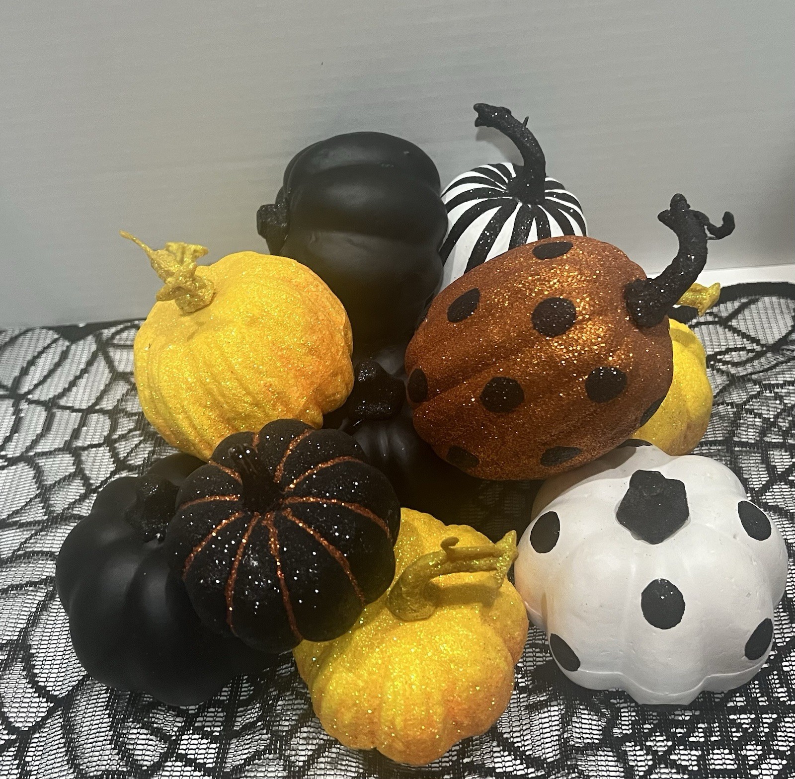 Fall Decor Pumpkins Lot Autumn Harvest Tabletop Halloween Decorations