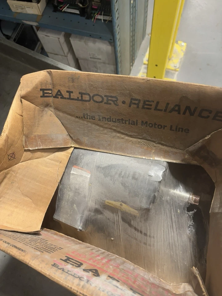 NEW BALDOR  Model M3546 3-phase 1 HP Industrial Motor - Image 3 of 4