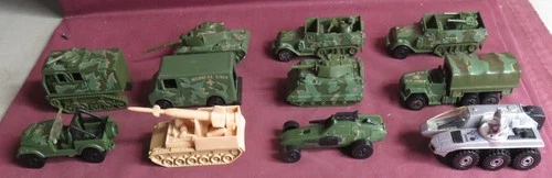 1/64 HOT WHEELS  VINTAGE LOT OF 11 LOOSE MILITARY VEHICLES FFROM THE 1970'S