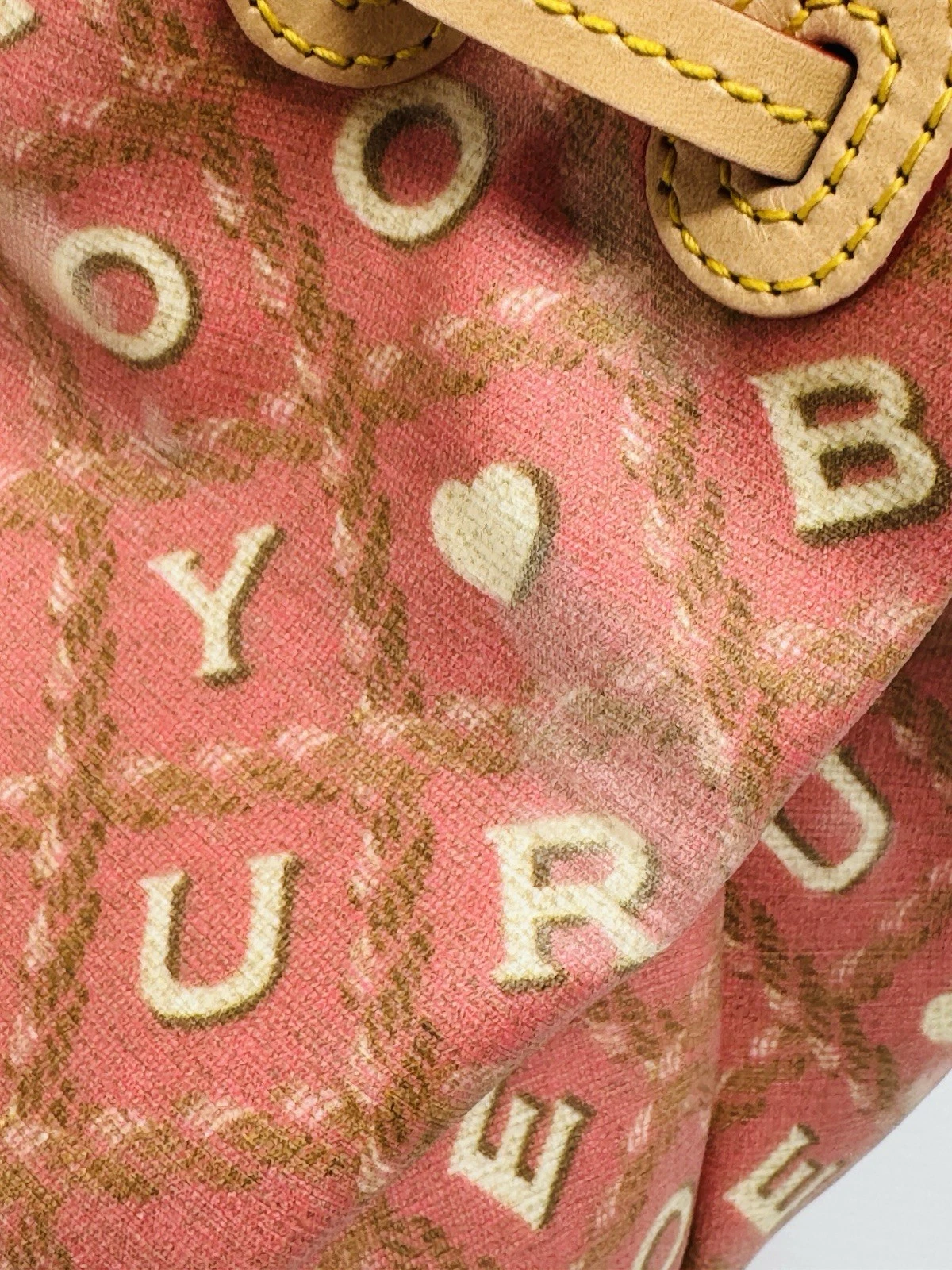 Borsa Dooney & Bourke Monogram Rosa Rivestita Tela Y2K Cinch Tote Fibbia Manici