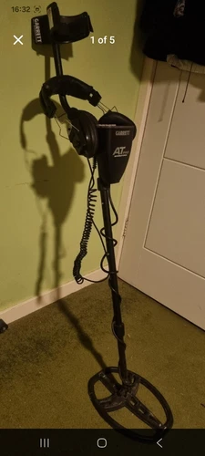 Garrett AT PRO metal detector used and still works perfectly
