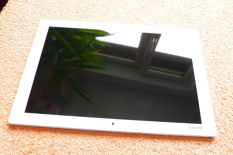 WIE NEU Schwache Laufzeit Sony Tablet Xperia Z4 Weiss 10 Zoll FullHD 4G Android - Bild 3 von 4