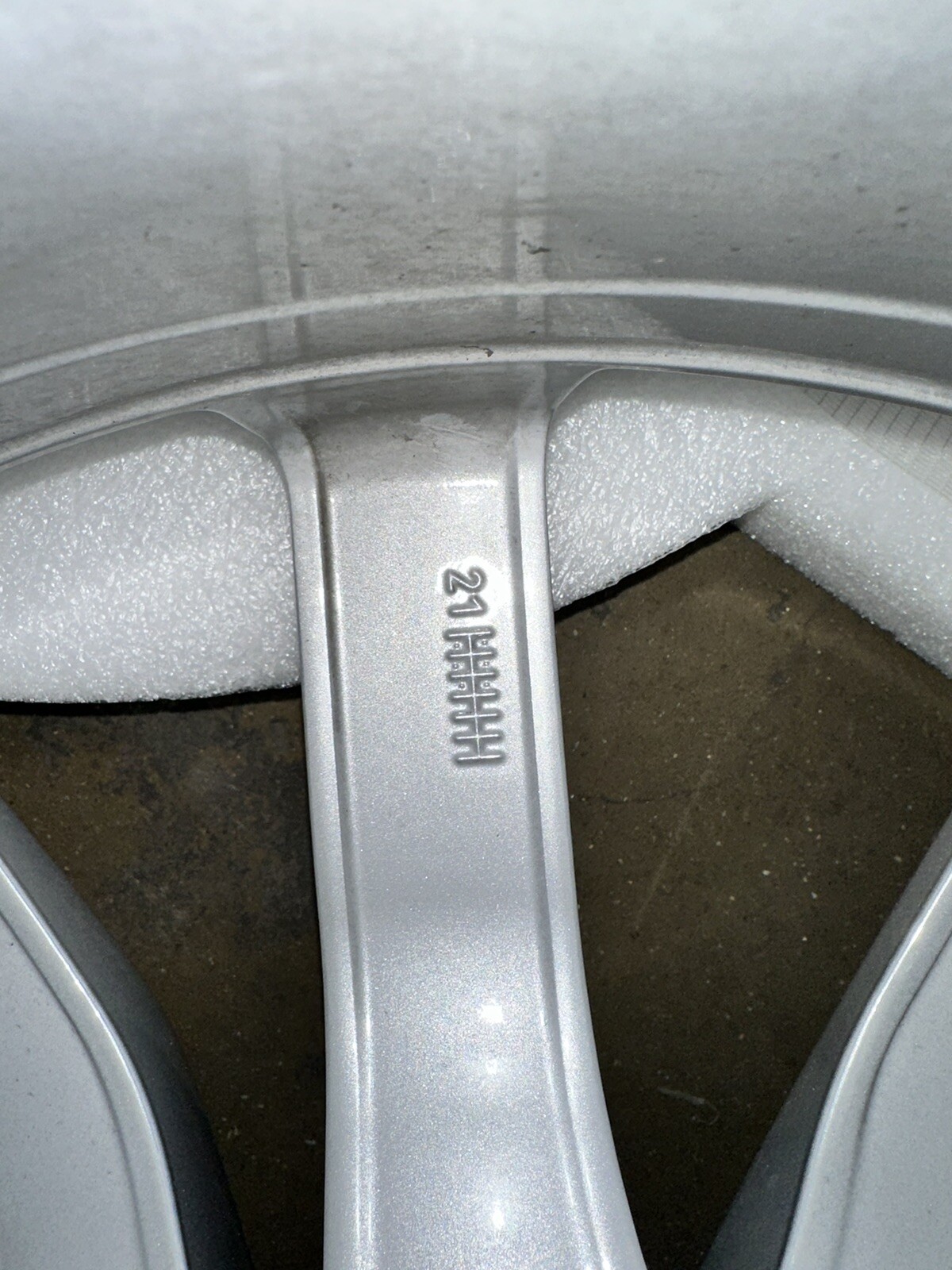 2022 Aston Martin Oem Wheels