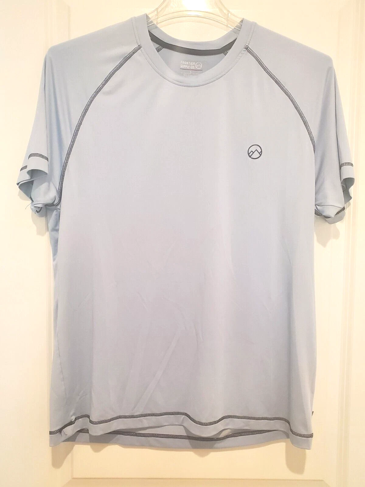 FRONTIER SUPPLY CO Mens Lg Fishing Tshirt Light Blue Casual Top