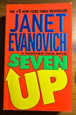 Janet Evanovich, Seven Up, NY Times Bestseller, Paperback, New, Ex Cond
