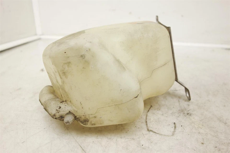 Nissan Máxima 1995-1999 radiador refrigerante botella depósito tanque 21710-31U00 Foto 2 de 4