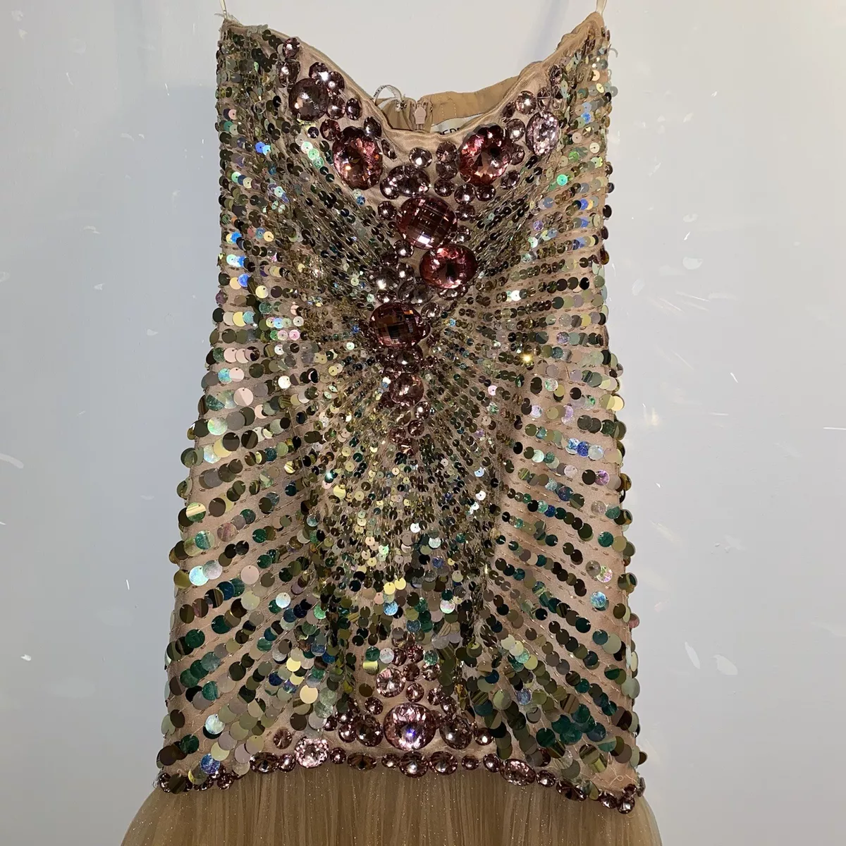 Gold sherri hotsell hill prom dress