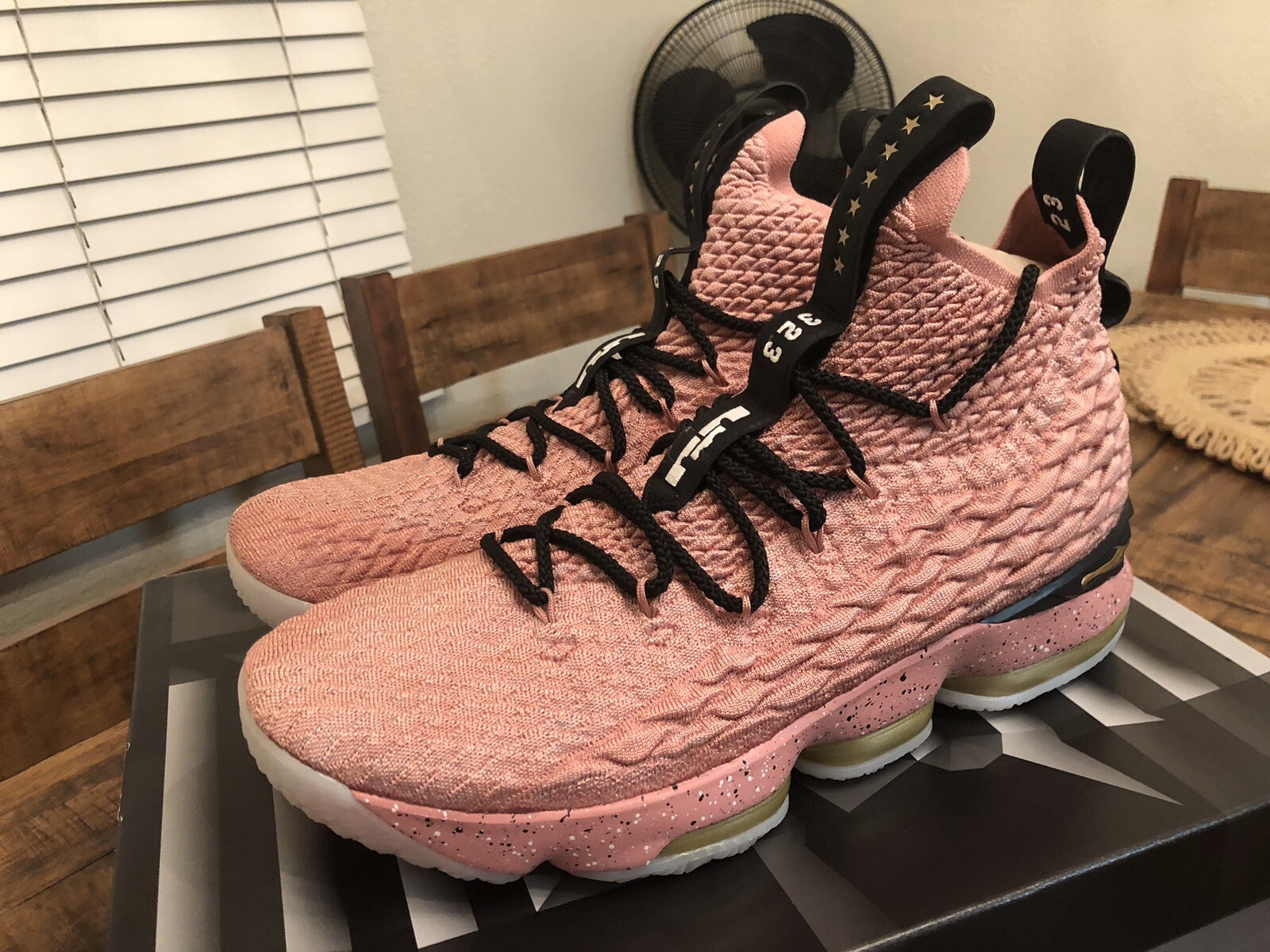 nike lebron xv hollywood