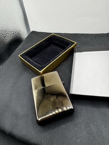 Zippo SAILOR JERRY LUCKY LIGHTER Dark SILVER CARD SUITSNIB Paperwork USA - Bild 5 von 12