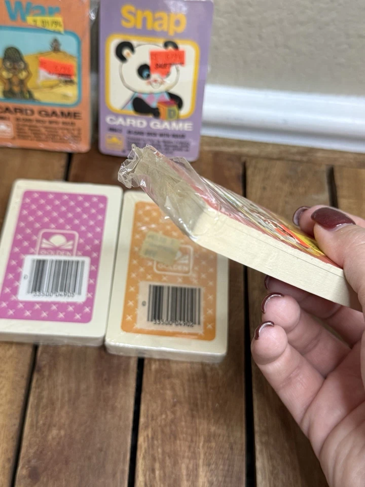 Новые запечатанные винтажные игральные карты War Snap Hearts Crazy Eights Old Maid Golden 1988 - Изображение 3 из 4