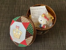 Aoyama Decabo Hello Kitty Crown Figure & Snack Can LE MIB  Cute