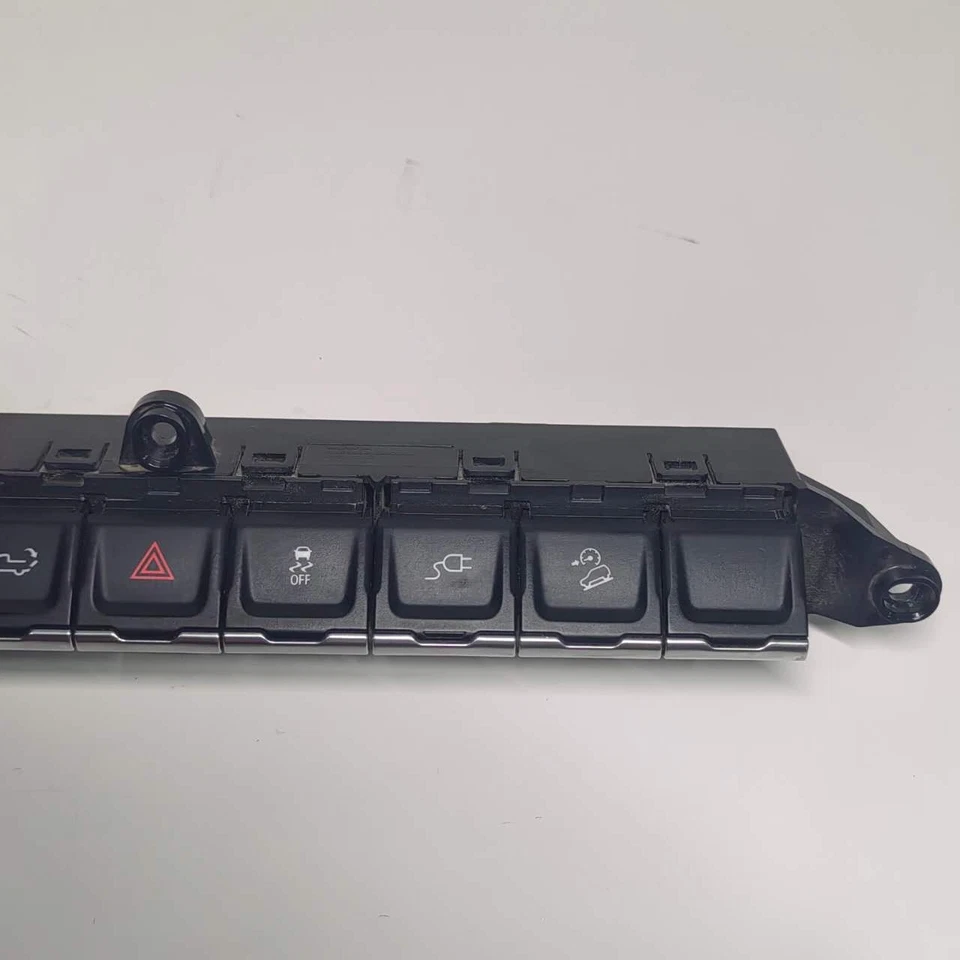 Chevrolet Silverado 3500 2021 tablero central botón interruptor multifuncional OEM 8416 Foto 3 de 4