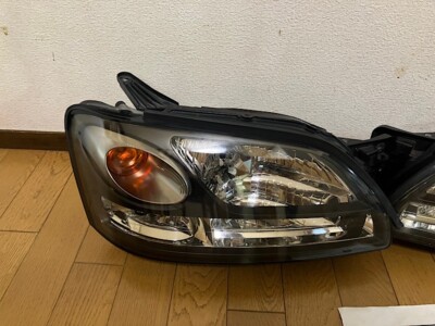 Subaru Legacy BH5 BH BE5 BE STI HID Headlights Lights Lamps Right