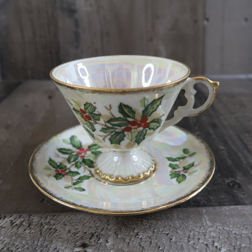 Lugenes Japan December Holly Lusterware Cup & Saucer Set Porcelain Gold Trim 50s
