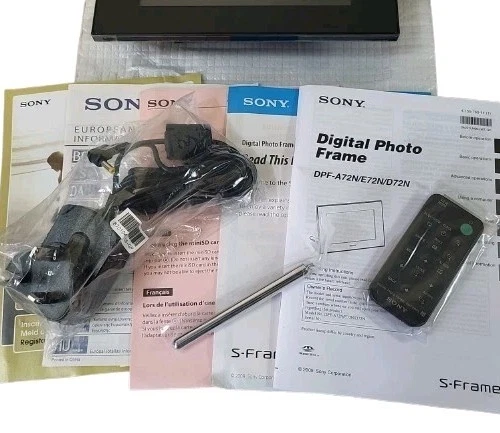 Sony DPF-D72N 7" Digital S-Frame Black Boxed & Complete UNUSED - Image 2 of 4