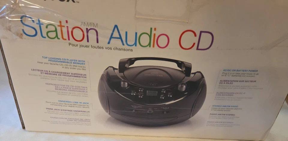 Memorex MP3221 CD Boombox Station Audio CD Entrada de línea  Foto 4 de 4