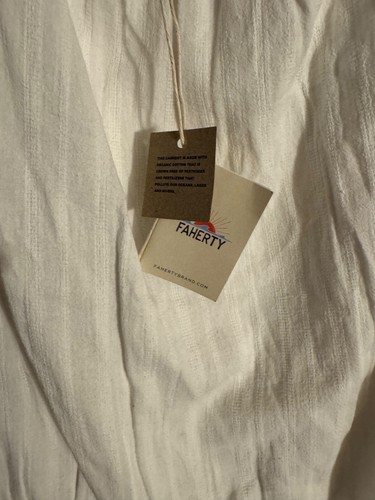 Women NWT "Faherty ivorty short sleeve 6 button/pullover top. Size XL - Picture 4 of 5