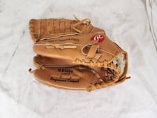 Rawlings GUC Baseball Glove Derek Jeter Autograph Model RBG74 12" LHT Fielders